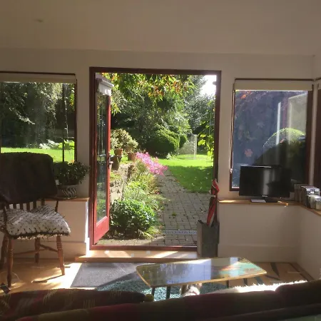 Unique Artists Studio With A Private Garden. Pewsey Exterior photo